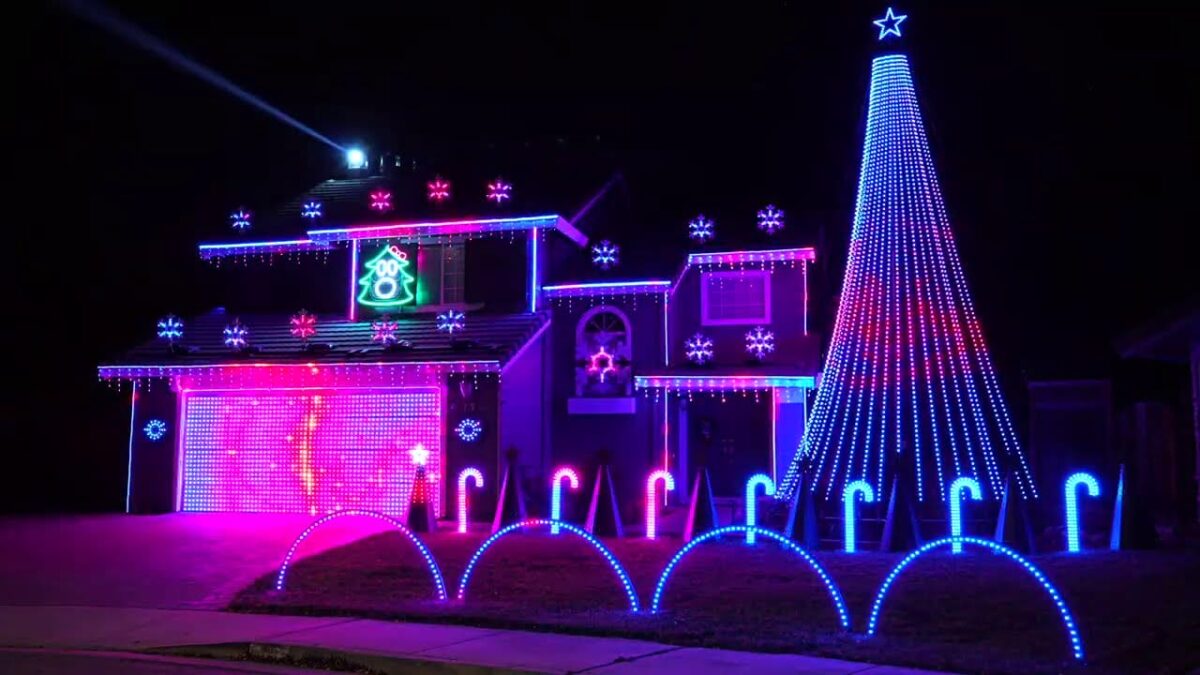 Christmas Lights Show 2020. Movies Songs