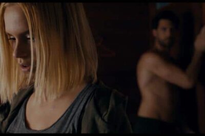 What Lies Below (2020). Película Suspense. Crítica