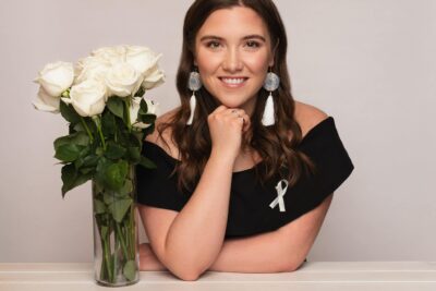 Commémoration du 6 décembre 1989 – Brielle Chanae Thorsen, lauréate de la bourse de 30 000 $ de l&rsquo;Ordre de la rose blanche offerte par Polytechnique Montréal