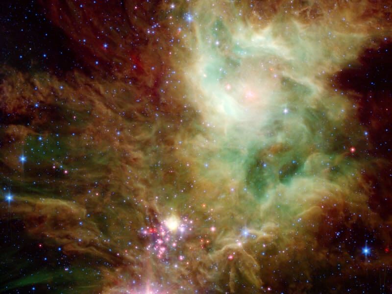 Imagen Navideña por el Telescopio Espacial Spitzer