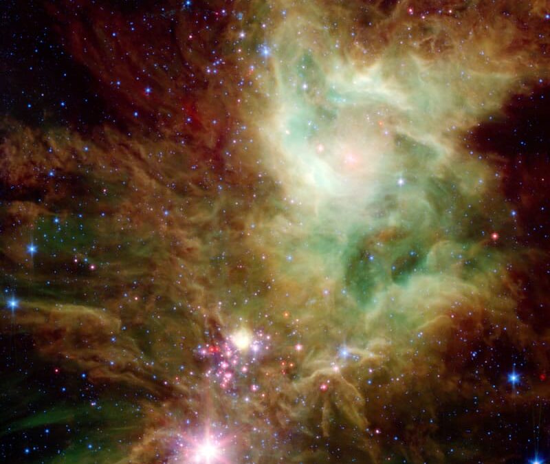 Imagen Navideña por el Telescopio Espacial Spitzer