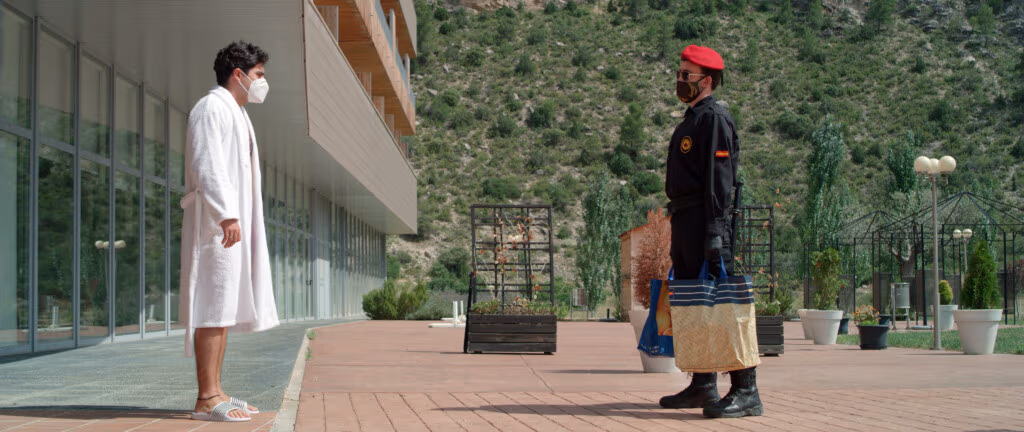 ¡Ni te me acerques! (2020)