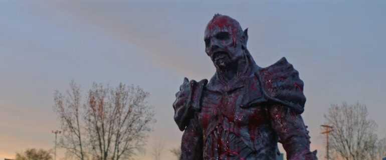 Psycho Goreman (2020). Comedia Infantil y Gore. Crítica