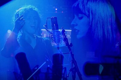 Sofía Comas y Sheila Blanco – ‘Silencio en el nido’