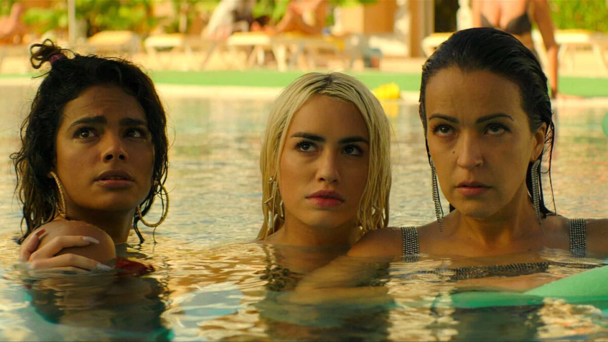 Sky Rojo (2021). Serie en Netflix. Crítica