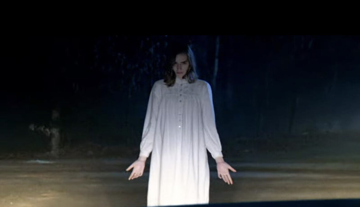 ‘Ruega por Nosotros’ (2021) Crítica de la Película: Sólo «Pasable»