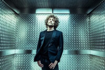 Pablo Gómez-Molina presenta «Alter Ego», primer avance del álbum “Como ateo en el amor”