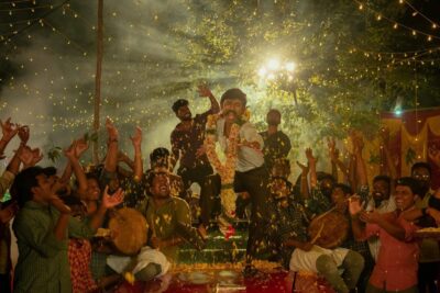 Un Mundo Complicado (Jagame Thandhiram, 2021). Estreno Bollywood en Netflix