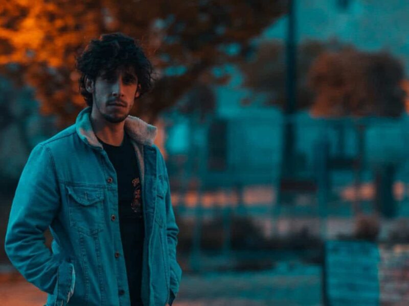 Javi Robles presenta ‘Corazones blandos para tiempos duros’