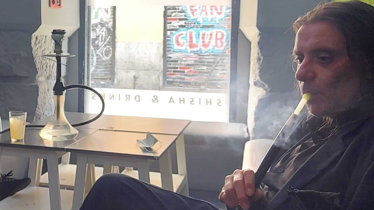 Un Lugar para Fumar en Shisha en Madrid: Black Gold Shisha & Drinks