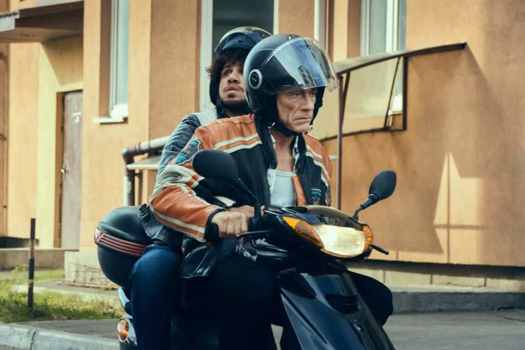 El último mercenario (2021). Con Jean-Claude Van Damme