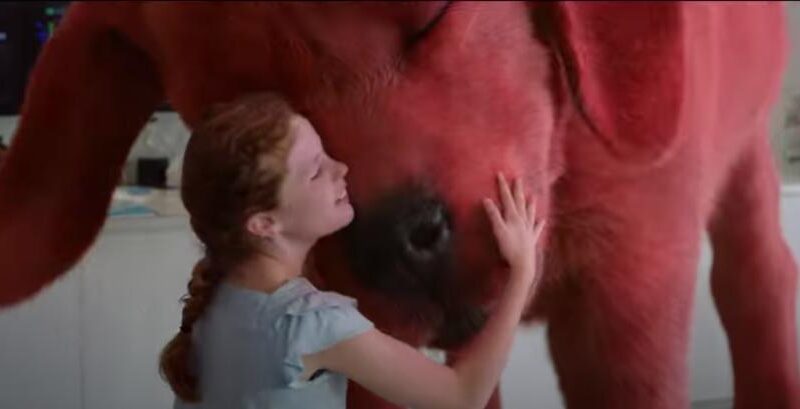 Estreno Septiembre: Clifford, el Gran Perro Rojo (2021). Trailer Película