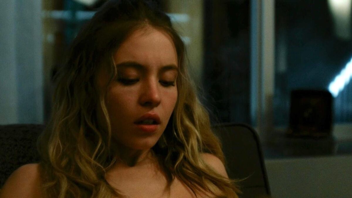 The Voyeurs apuesta por Sydney Sweeney y se queda a mitad del camino