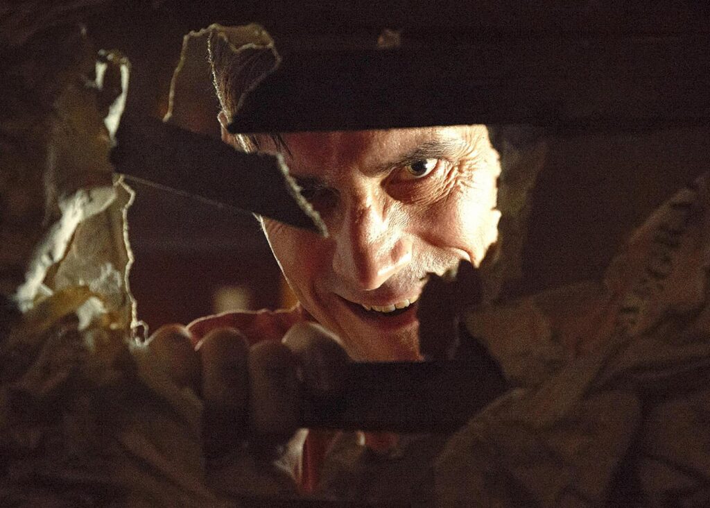 Girl on the Third Floor (2019). Terror. Crítica de la Película