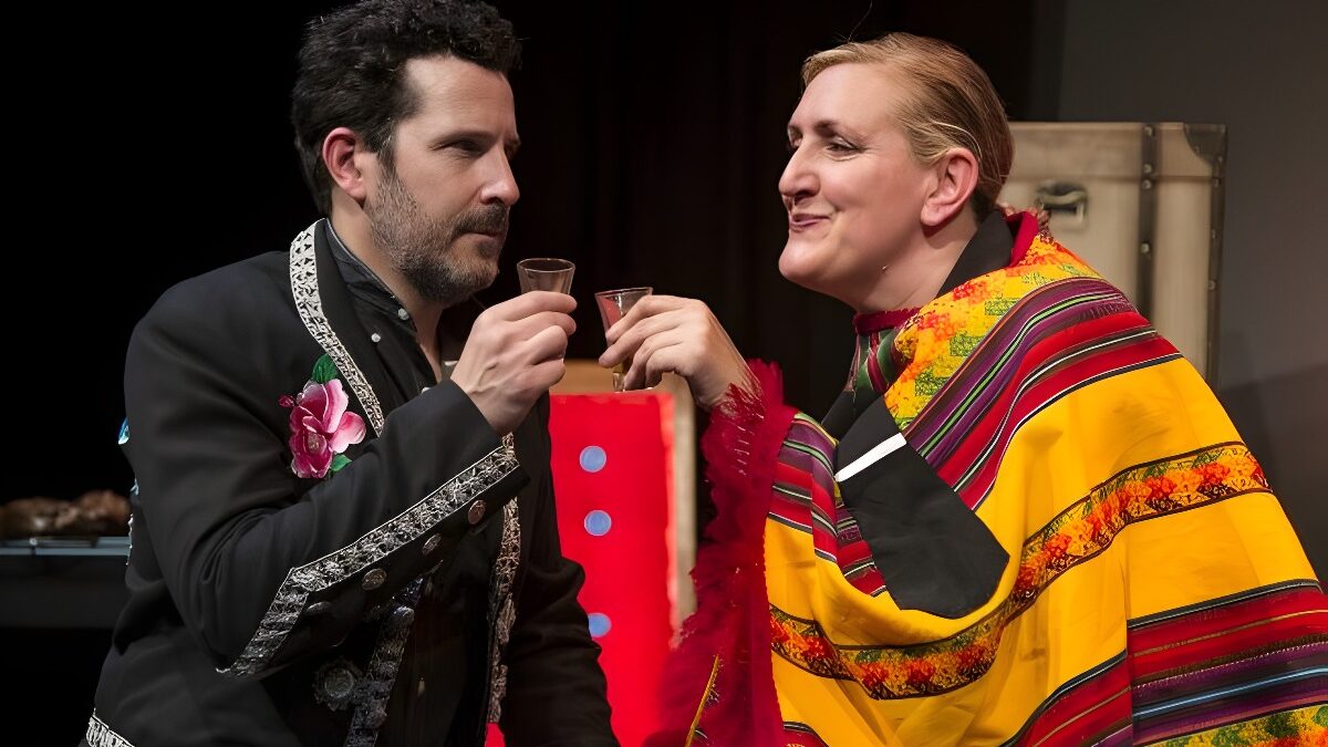 Crónico, una comedia dirigida por José Maya