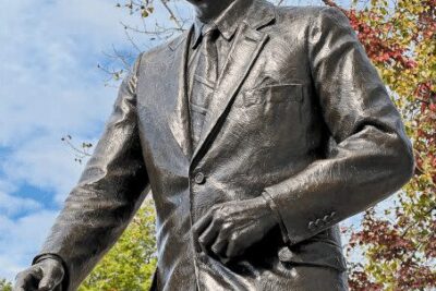 StudioEIS Creates JFK Sculpture for Kennedy Center 50th Anniversary