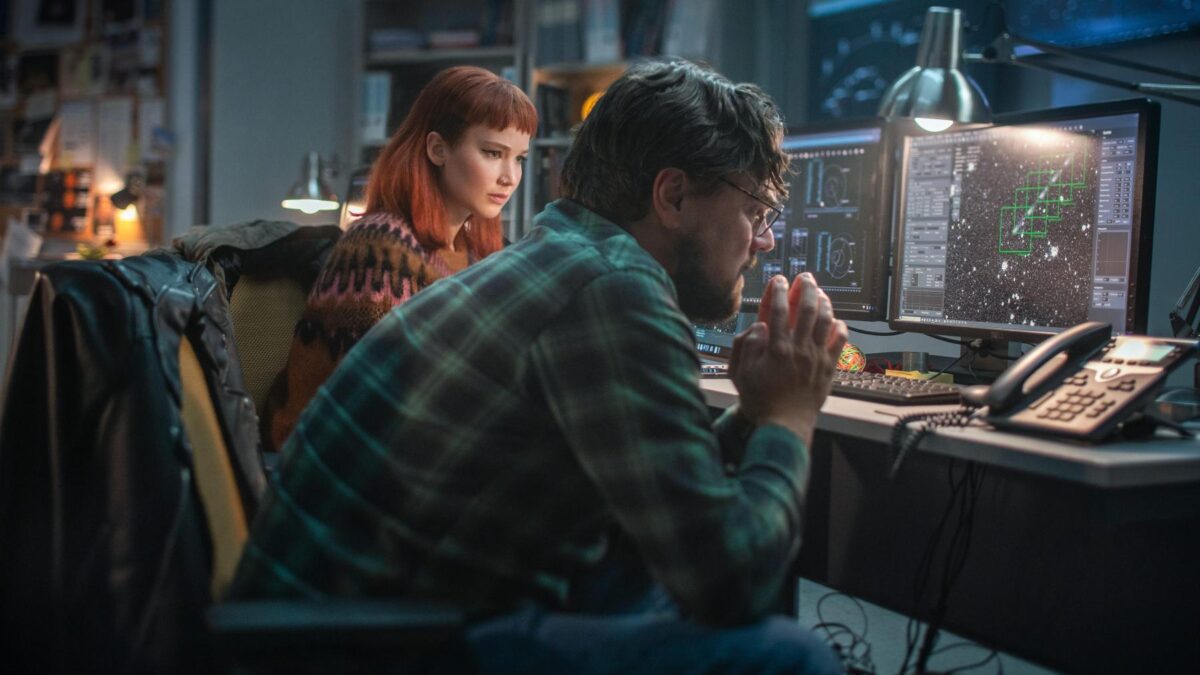 Don’t Look Up (2021). Leonardo DiCaprio On Netflix. Movie Reviews