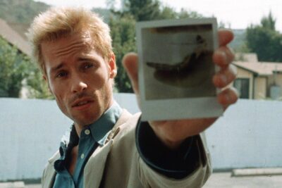 Memento Revisado: Un Análisis Formal del Enigma Cronológico de Christopher Nolan