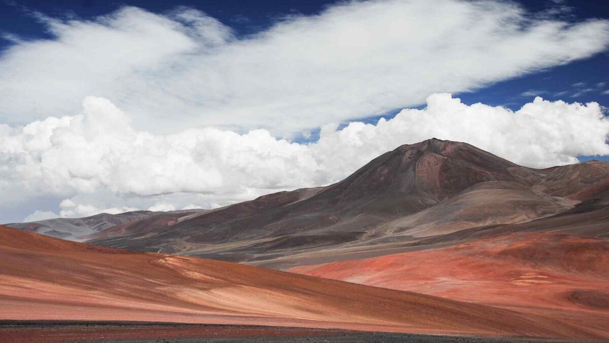 La Ruta de los Seismiles: un destino irresistible entre volcanes andinos