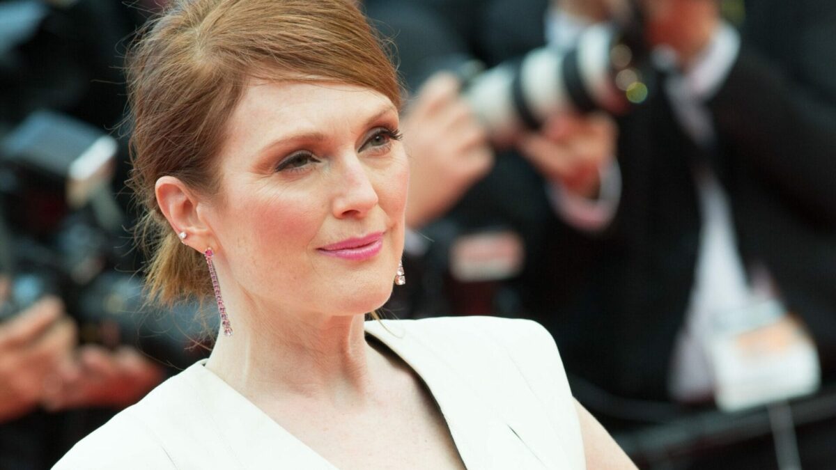 Julianne Moore – Biography, Movies, Quotes