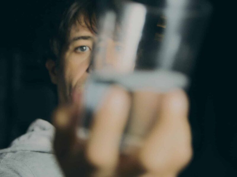 Yo Soy Hamlet, de Richard James. Teatro Reina Victoria. Con Gabriel Olivares y Leo Rivera