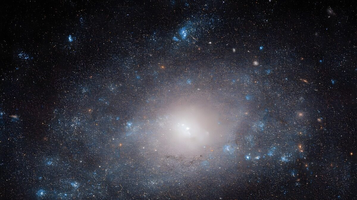 Hubble Views a Galaxy on the ‘Dark Side’