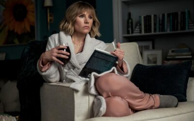 La Mujer de la Casa de Enfrente de la Chica en la Ventana (2022). Miniserie en Netflix