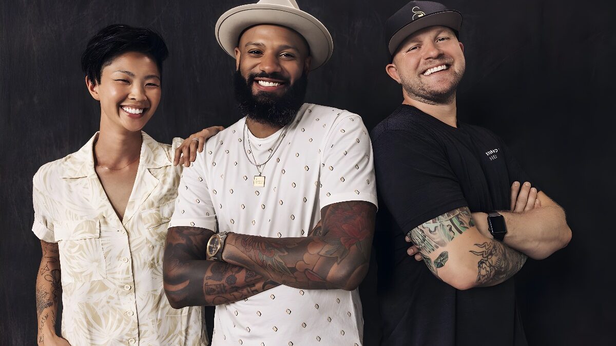ORDER’S UP! truTV Declares January 27th: “Fast Foodies” National Cheat Day! 