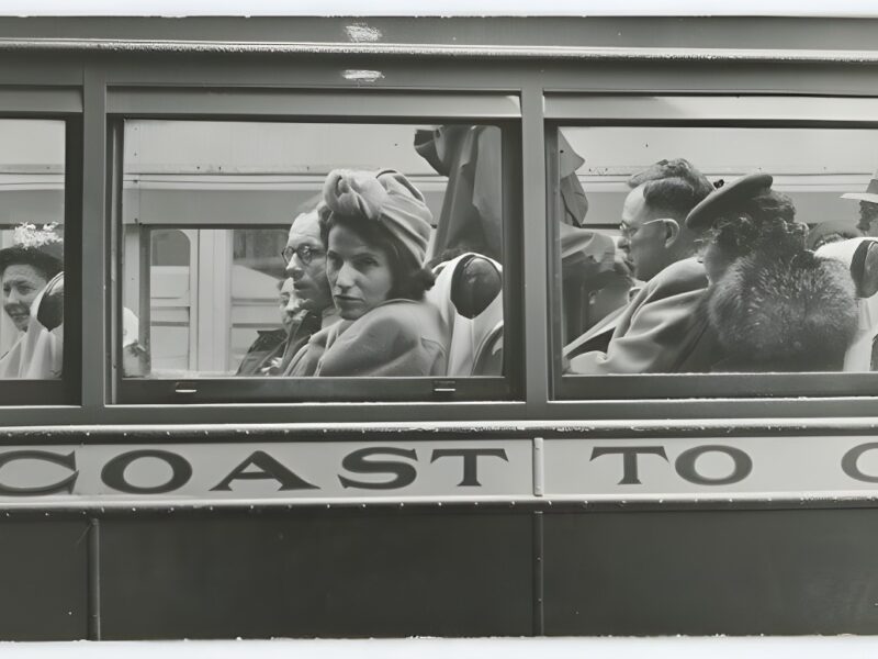 A Female Gaze | Women Street Photographers at Howard Greenberg Gallery