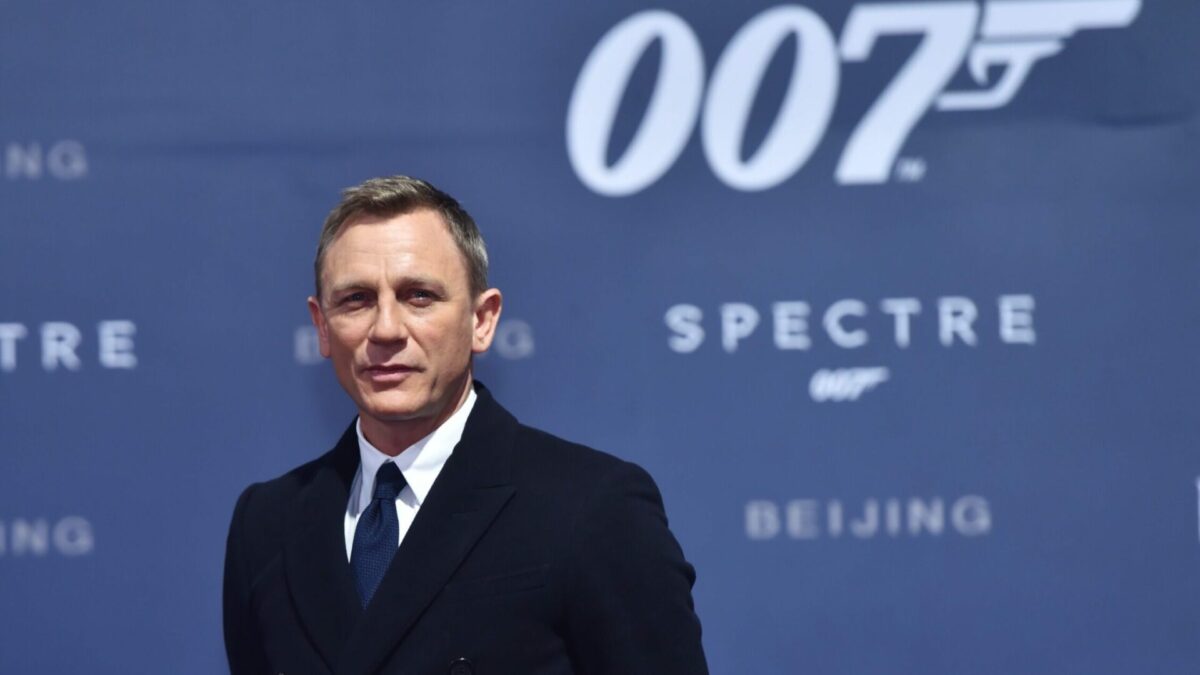 Daniel Craig