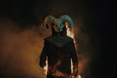 The Long Night (2022). Crítica de la Película