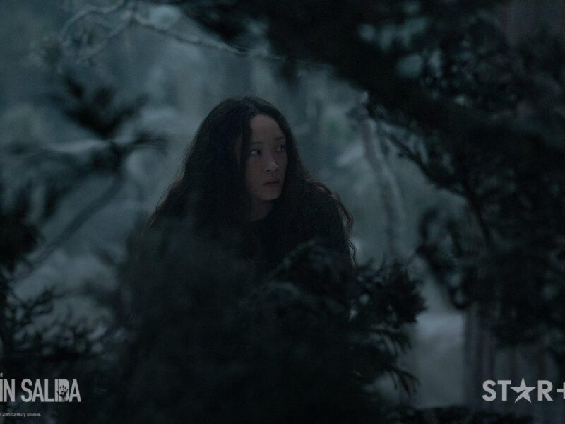 En la Tormenta (No Exit) – 2022. Trailer Estreno Hulu