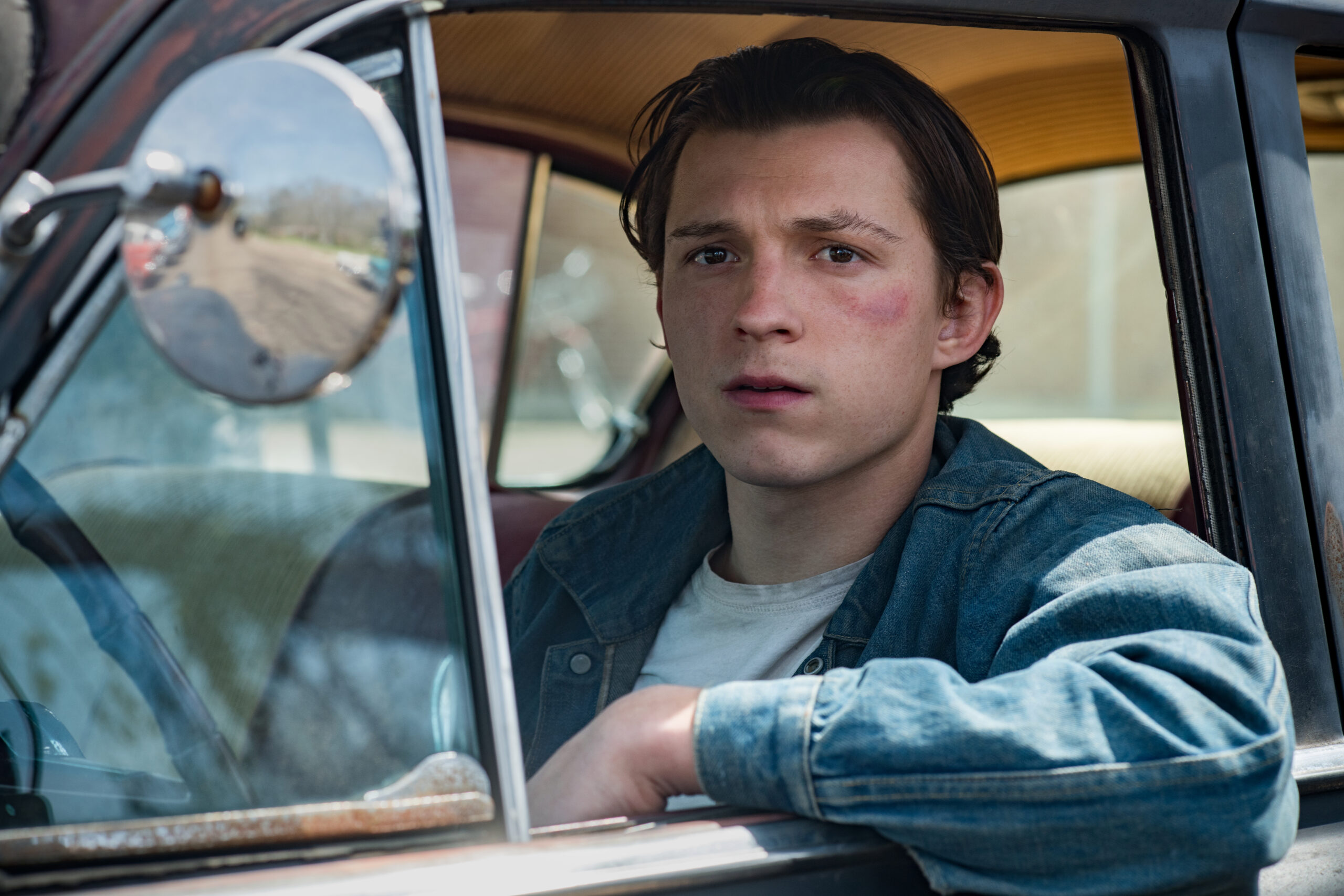 Tom Holland, aktor który zbudował karierę na wrażliwości ukrytej pod maską