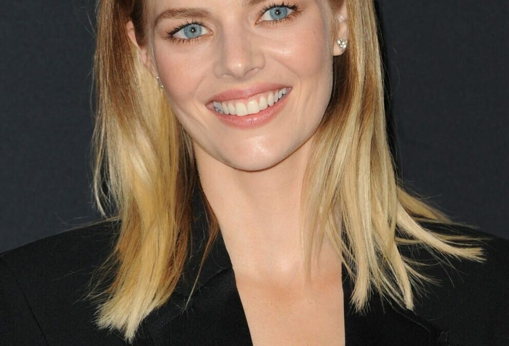 Samara Weaving – Biografía, Películas, Frases