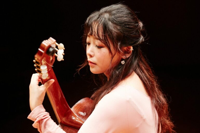 Concierto de la guitarrista coreana Kyuhee Park