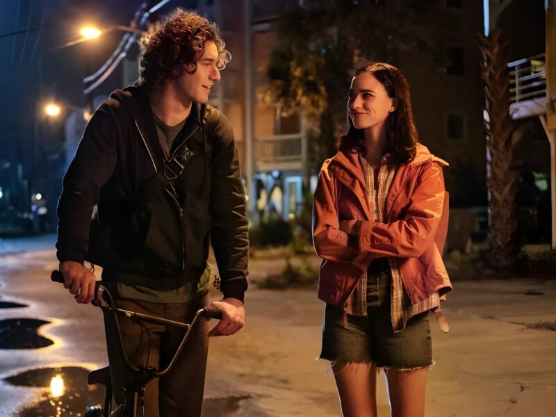Along for the Ride (2022). A Romantic Comedy on Netflix. Reviews