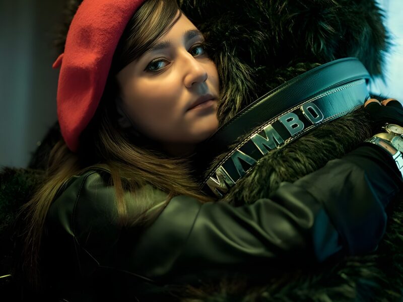 Liss Da Silva Estrena MAMBO