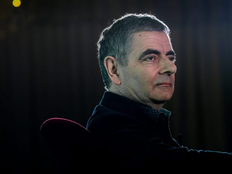 Rowan Atkinson – Biografía, Películas, Series, Frases, Videos