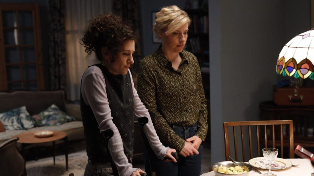 Attachment – Película Trailer – Estreno Julio 2022