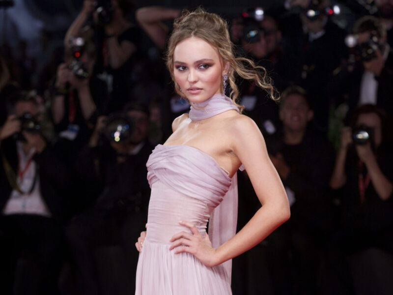 Lily-Rose Depp – Películas, Series, Videos