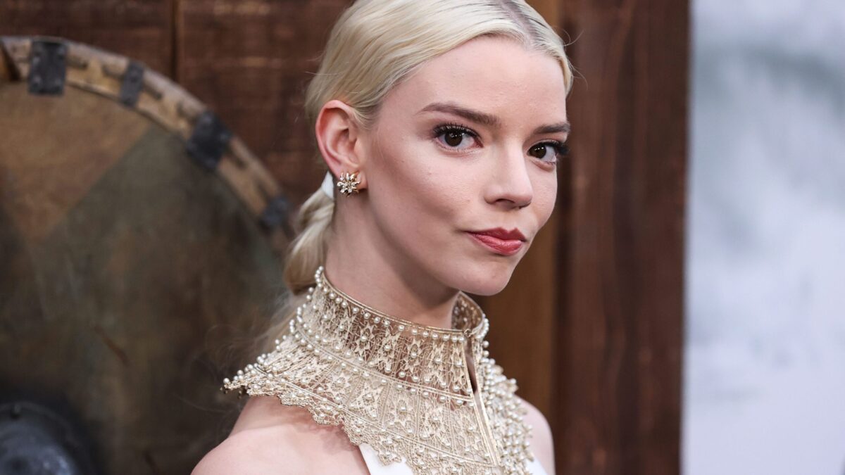 Anya Taylor-Joy – Biografía, Películas, Frases, Videos