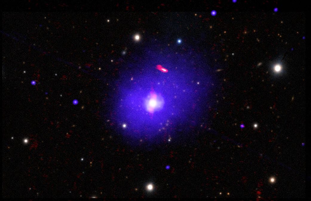 Chandra Shows Giant Black Hole Spins Slower Than Its Peers