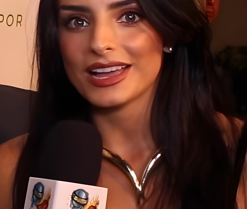 Aislinn Derbez