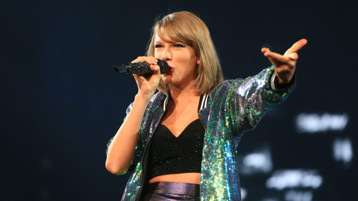 Taylor Swift: Why We Love Her