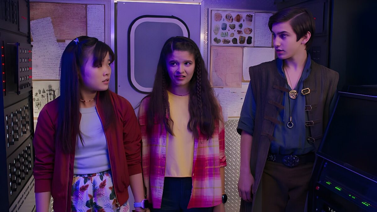 Surfside Girls – An Apple TV+ Series 2022