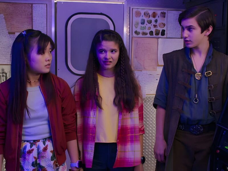 Surfside Girls – An Apple TV+ Series 2022