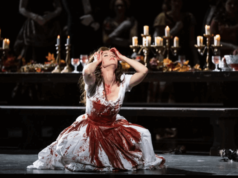 New York City Opera Presents Lucia di Lammermoor