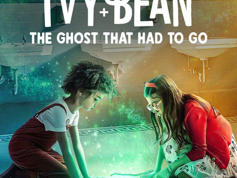 Eva y Beba y el Fantasma del Baño de Chicas (2022)