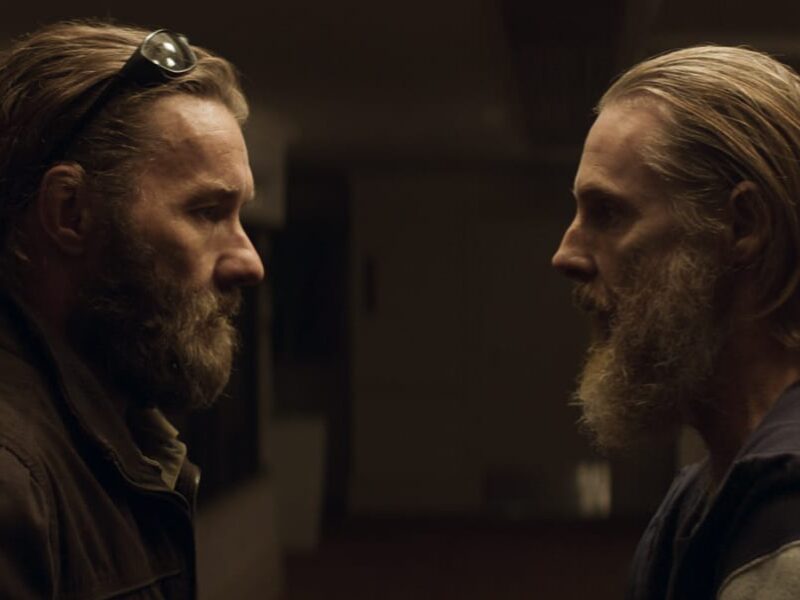 ‘El Extraño’ – Película en Netfix – Crítica