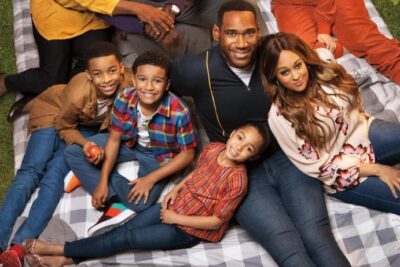 Reunión Familiar – Serie Sitcom en Netflix